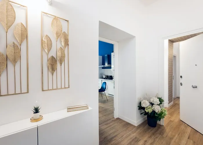 Vatican Imperial Apartment 2840Sq Ft